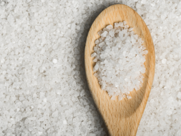 ¿El NaCl tiene impacto en la salud del consumidor?